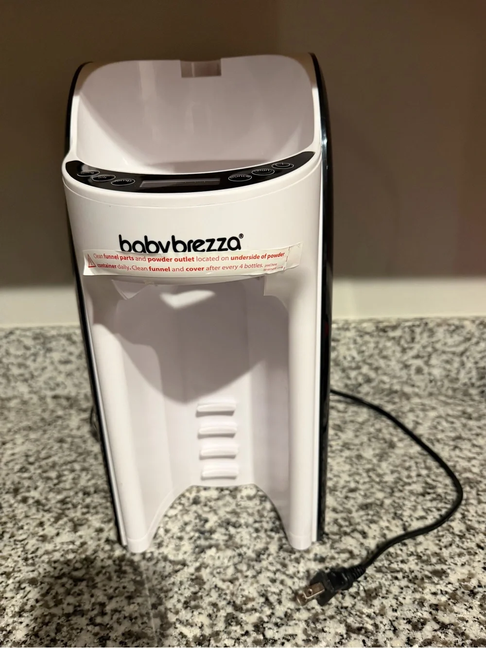 Babybrezza Formula Pro Advanced Baby Formula Dispenser - White
